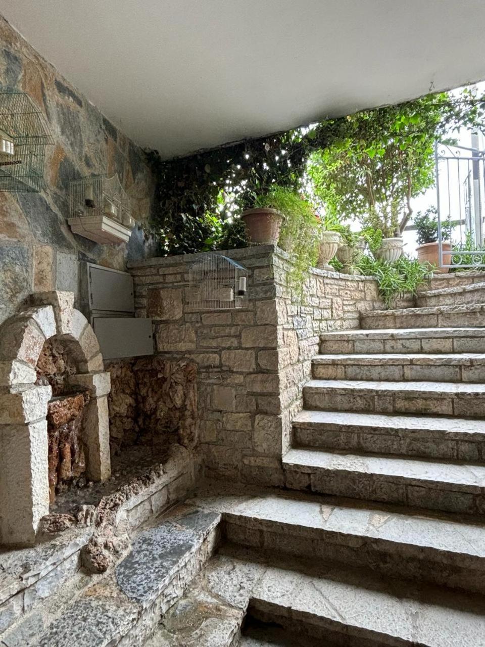 Guest House Adi Hoxha Berat Zewnętrze zdjęcie
