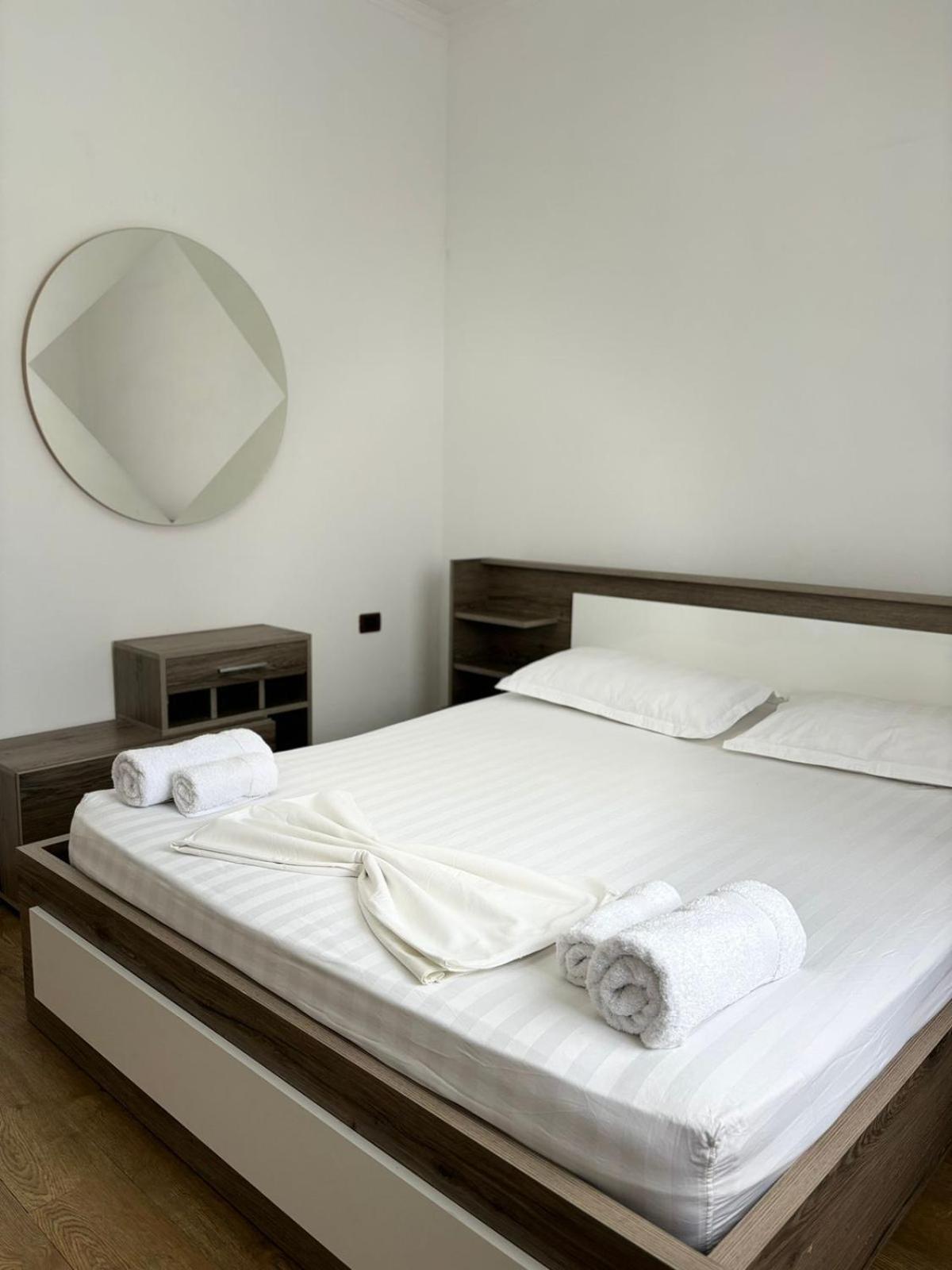 Guest House Adi Hoxha Berat Zewnętrze zdjęcie