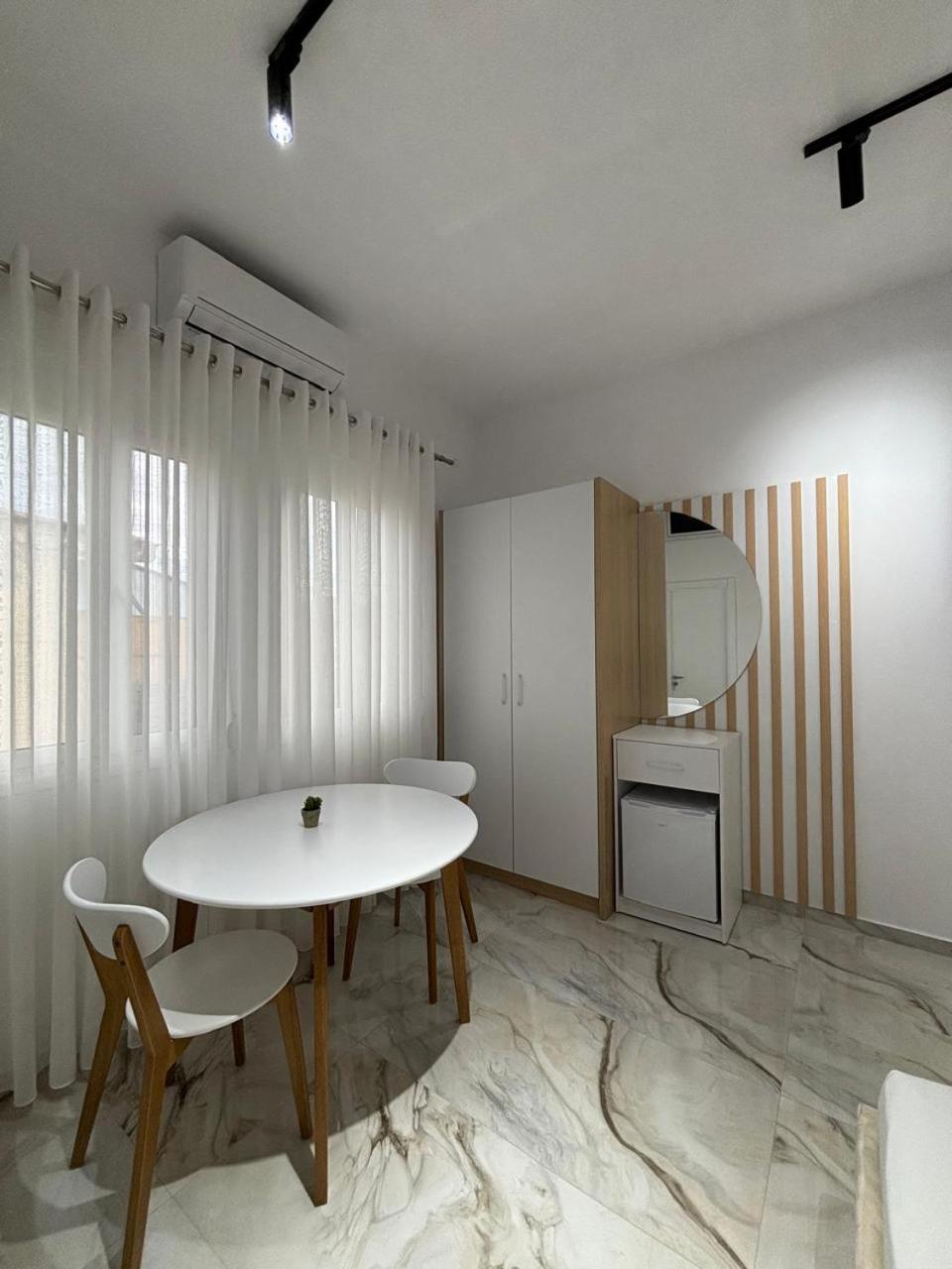 Guest House Adi Hoxha Berat Zewnętrze zdjęcie