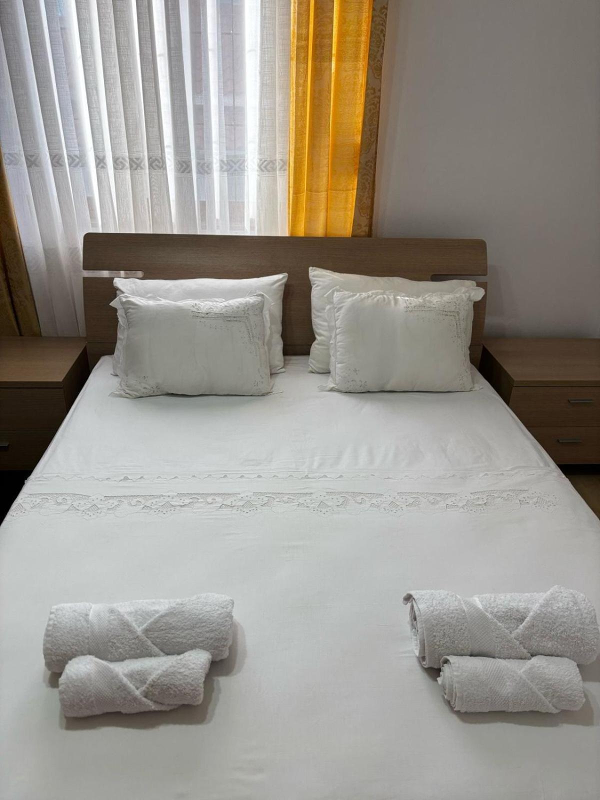 Guest House Adi Hoxha Berat Zewnętrze zdjęcie